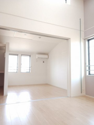 【内装】 | フルーリエ | おしゃれな内装です