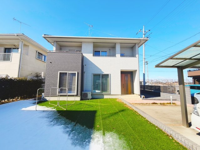 セクシーな洗面台♪筑西市幸町の築浅戸建の外観