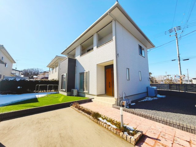 セクシーな洗面台♪筑西市幸町の築浅戸建の外観