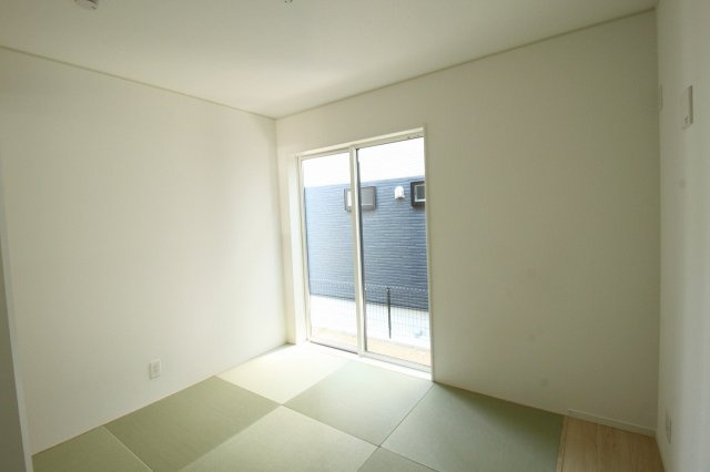 南金田（第1）　新築戸建　5号棟【全5区画】の和室|1F　5.2帖
