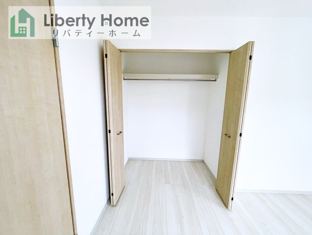 筑西市市野辺25-P1　新築戸建　2号棟の収納