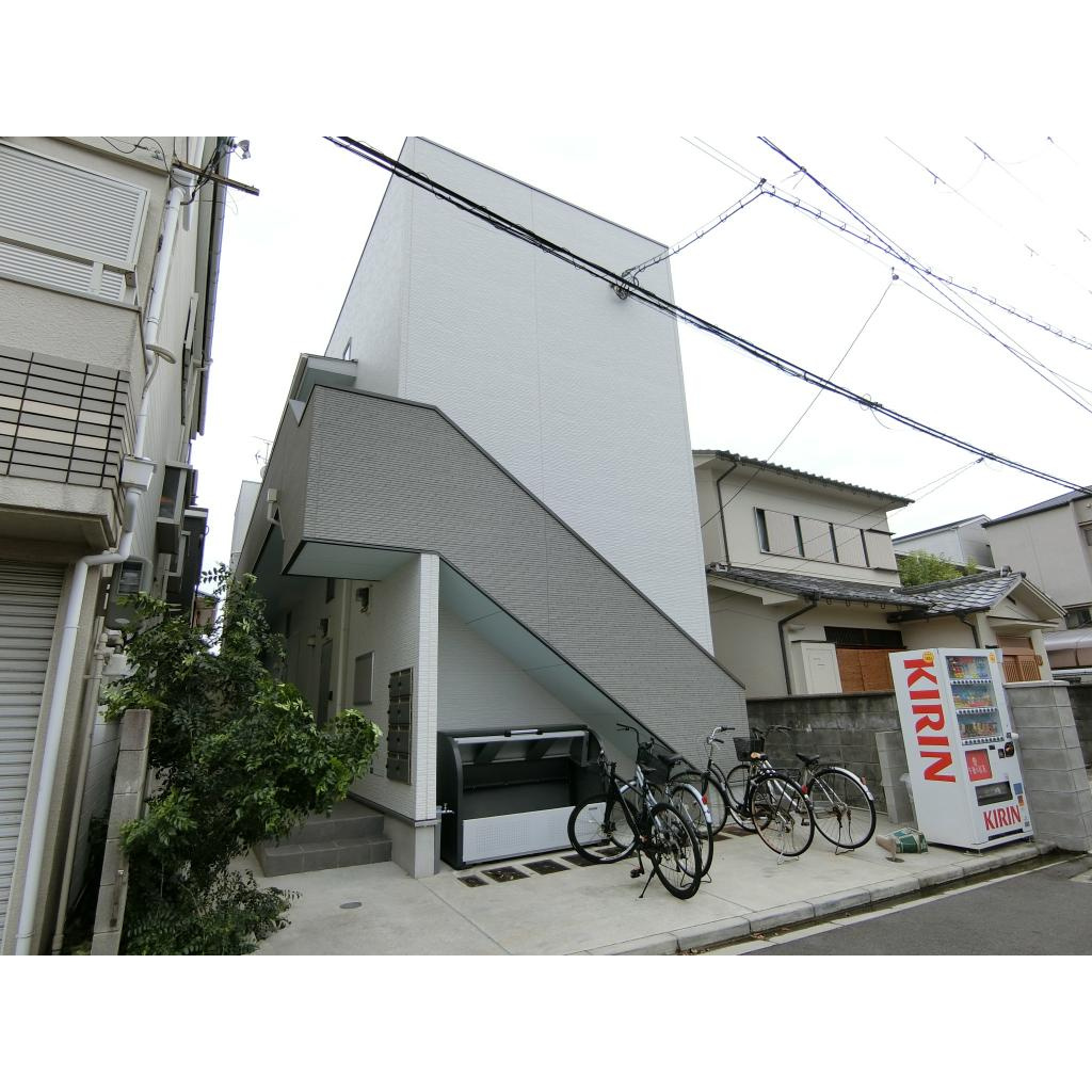 ディオーナ・コサカ