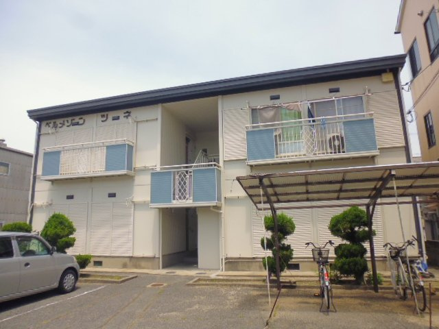 ベルメゾンツネの外観