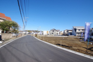 【前面道路含む現地写真】 | 【仲介手数料無料！！】国立市谷保　新築戸建て（全15棟）M棟　5090万円 | 令和８年２月９日撮影　建築中