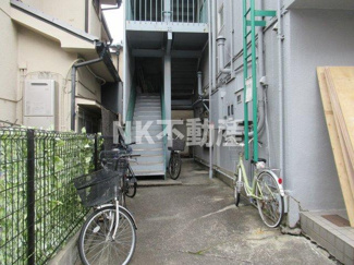 【エントランス】 | 建物の内部です
