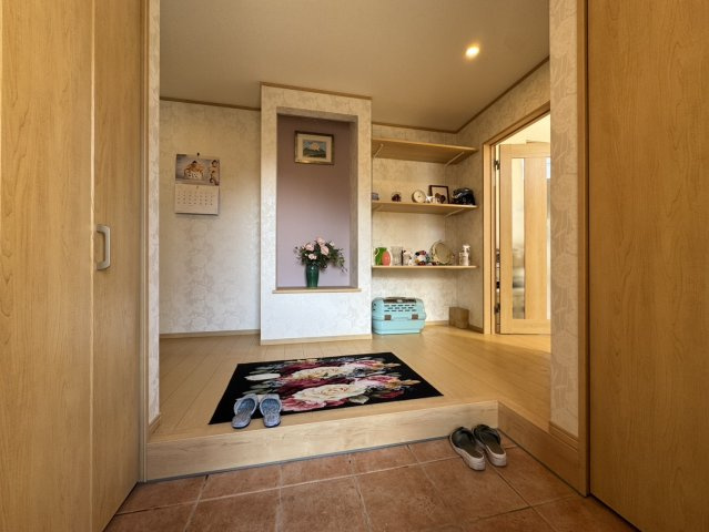 築浅の綺麗でおしゃれな平家♪　那須町高久丙の注文中古住宅の玄関|収納豊富なおしゃれな玄関です。
