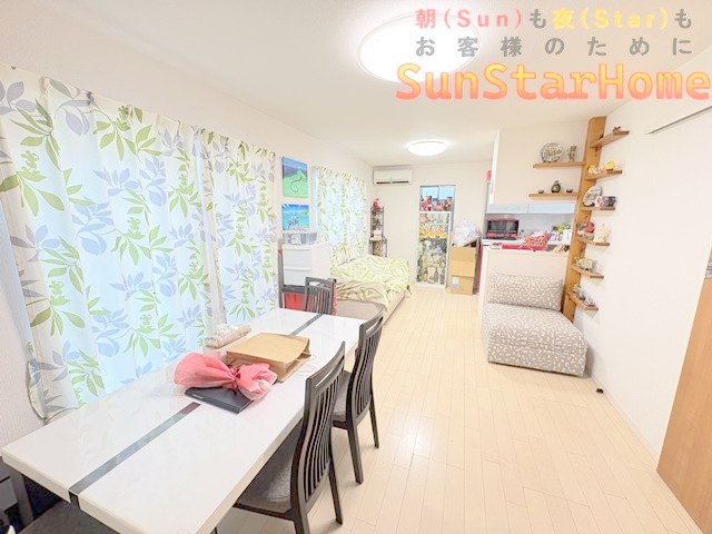 【サンスターホーム】瑞穂町　長岡1丁目　中古戸建ての居間・リビング