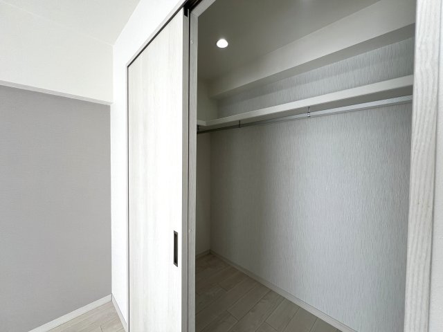 海あり！山あり！駅直結！スーパーあり！不満はなし！！卍【リノベ／サンビーチ追浜】の収納|小物を収納するのに便利です