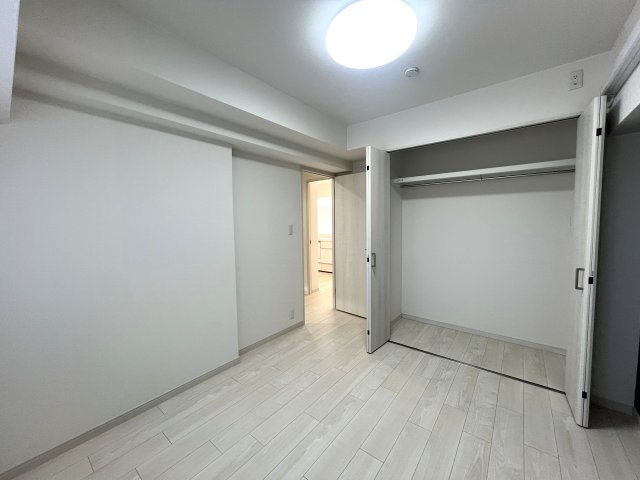 海あり！山あり！駅直結！スーパーあり！不満はなし！！卍【リノベ／サンビーチ追浜】の洋室|使い勝手のいい洋室です