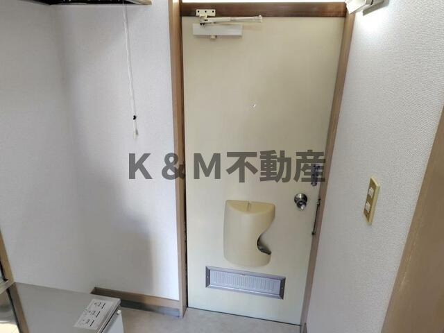 エースシティハイツの玄関|落ち着いた玄関です