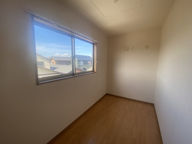 常滑市北条1KODATEXⅠの洋室|写真はイメージです。
色仕様は現状優先となります。