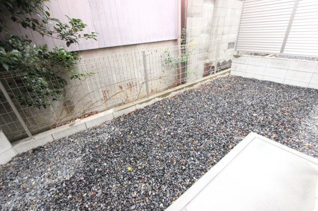 常滑市北条1KODATEXⅠの庭|写真はイメージです。
色仕様は現状優先となります。