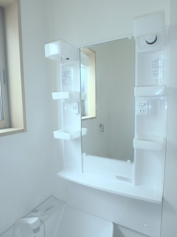 上富井貸家の洗面所