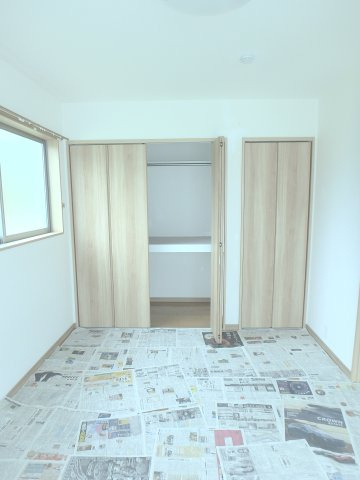 上富井貸家の洋室