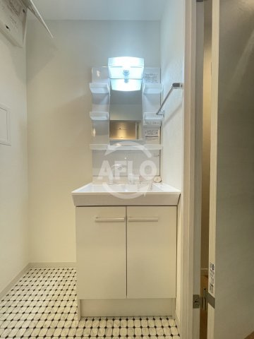 mare大正の独立洗面台|mare大正　独立洗面台