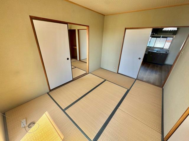 ハイツ・ラポールＡ棟の和室