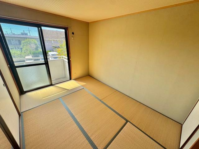 ハイツ・ラポールＡ棟の和室