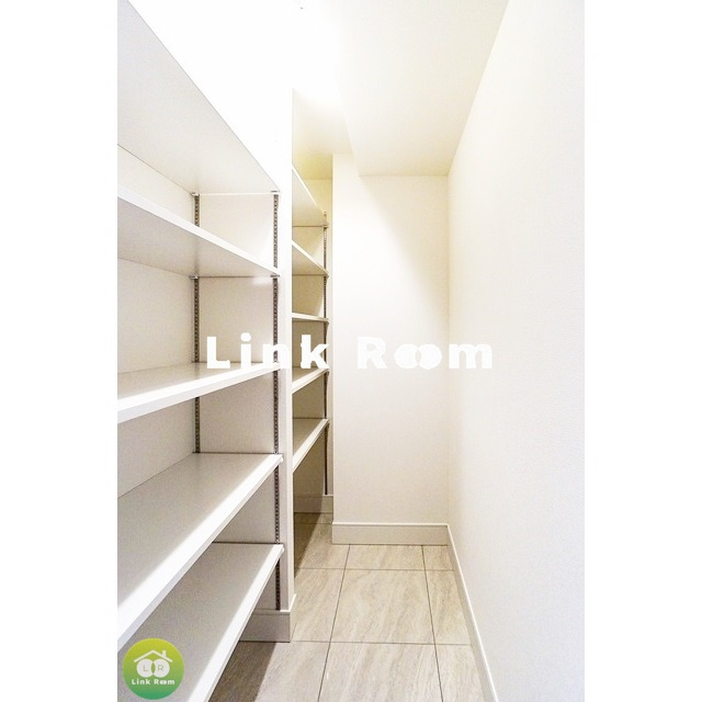 ドゥーエ南砂町の収納