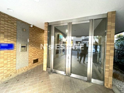 【エントランス】 | ミモザの館