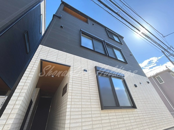 鎌倉市岡本２丁目のアパート