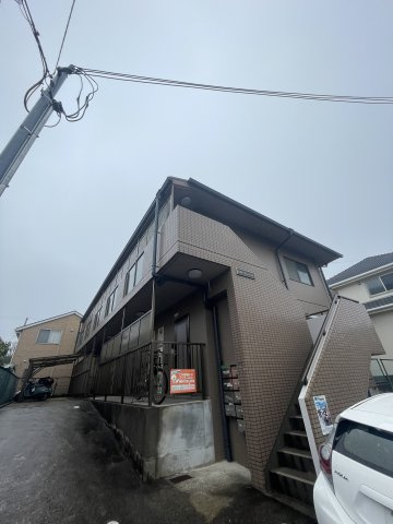名谷パインハイツの外観