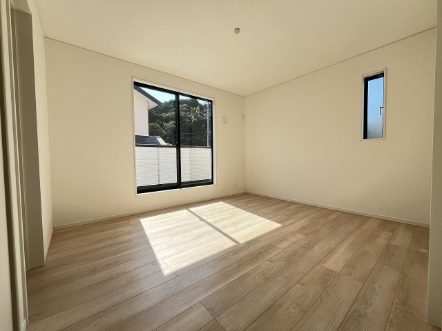 【寝室】 | 福岡市南区弥永5丁目第15　1号棟（全1棟）【仲介手数料無料・0円】 | 施工例。施工例は完成時と異なる場合があります。