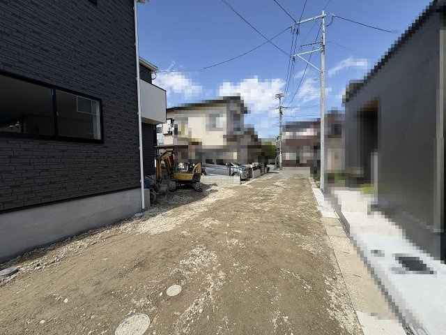 【その他】 | 福岡市南区弥永5丁目第15　1号棟（全1棟）【仲介手数料無料・0円】 | 現地写真。前面道路です。