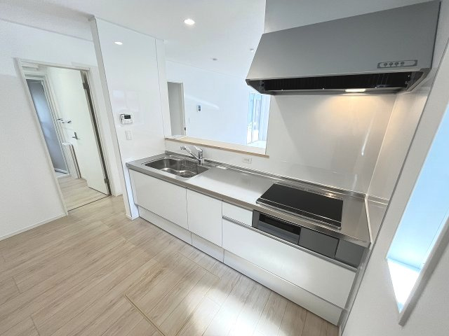 【キッチン】 | 福岡市南区弥永5丁目第15　1号棟（全1棟）【仲介手数料無料・0円】 | 施工例。施工例は完成時と異なる場合があります。
