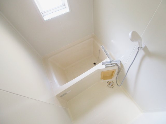 フレグランスコサコ A棟の浴室