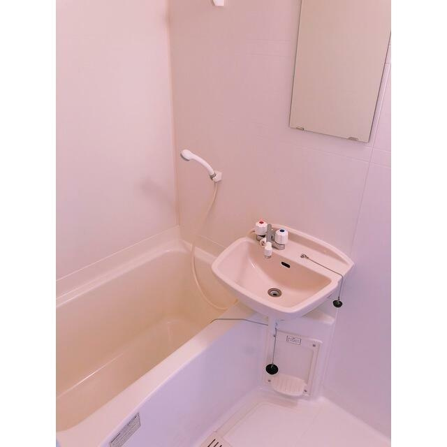 湘南パールの浴室|清潔感のあるお風呂です♪