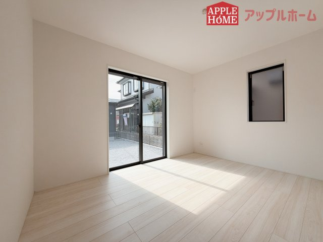 [新築住宅] 行田市矢場 平屋 全2棟の洋室|居室は全室収納あり！たっぷりある収納活用でお部屋もキレイを保てます♪