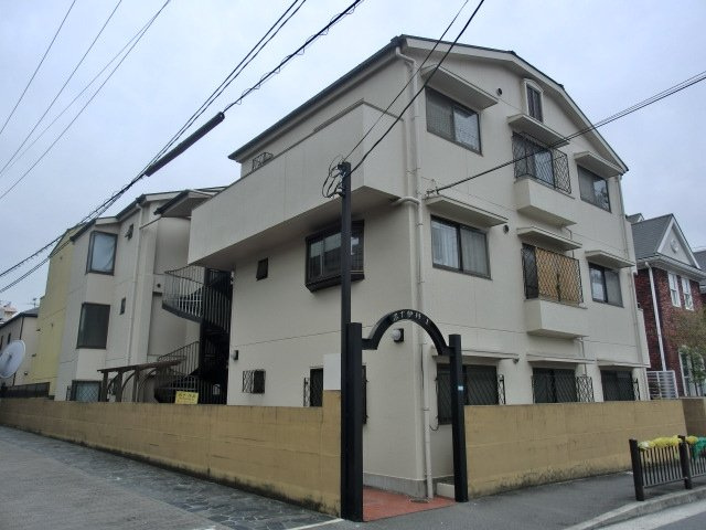 ボナ伊丹の外観