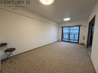 15帖の広いLDK。