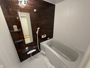 シンプルで機能的なユニットバスです！