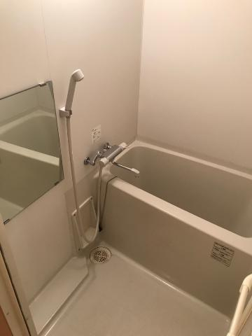 エトワール・シャトー海老津の浴室|バス