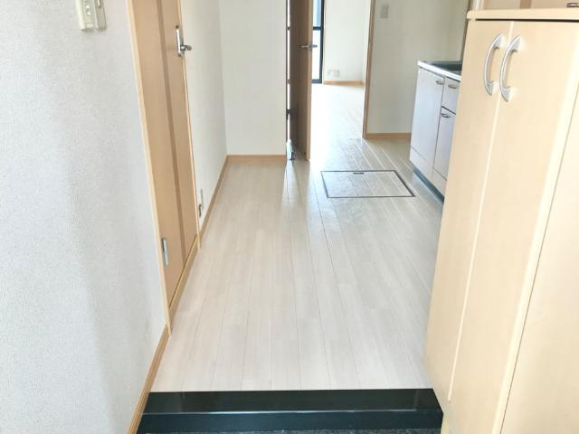 エトワール・シャトー海老津の玄関|室内