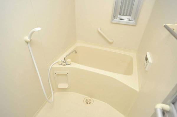 ビレッジハウス善部6号棟の浴室|ビレッジハウスの同一物件・同一タイプの間取りの写真です
