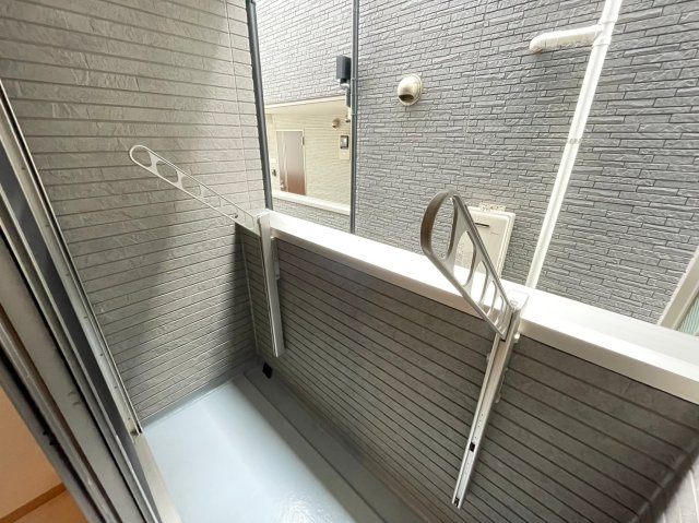 ベイルーム六浦B棟のバルコニー|別部屋写真参考