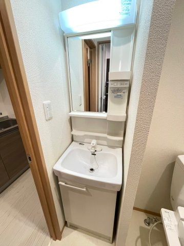 ベイルーム六浦B棟の独立洗面台|別部屋写真参考