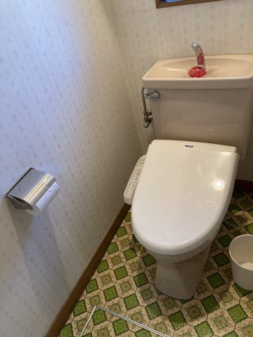 わんこハウス鶴見のトイレ|全２台設置。
