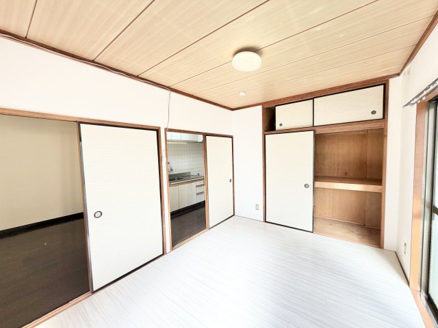 コーポ四季村上の居間・リビング|おしゃれな居間です