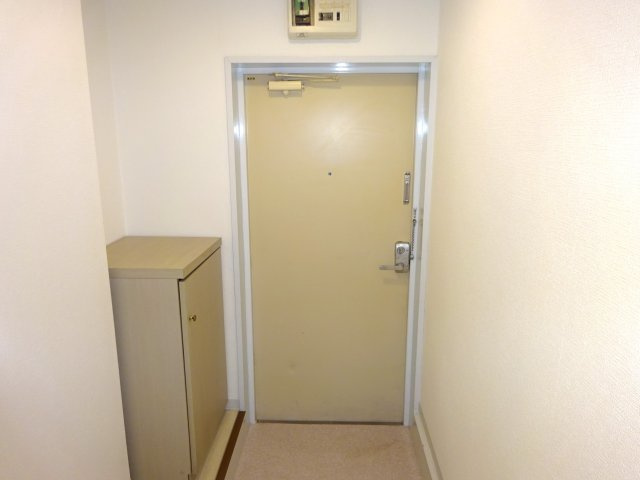 ホワイトウイング中野上町の玄関|＊イメージです