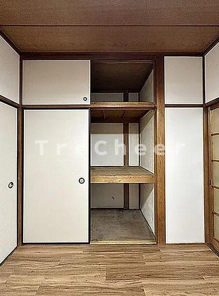 シモニハイツの収納