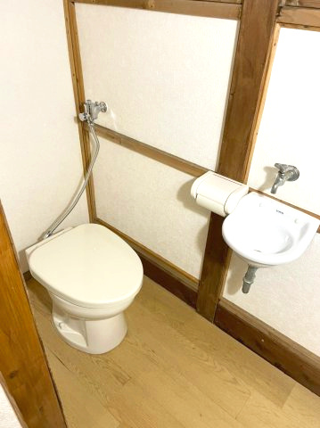 三浦市天神町戸建のトイレ|トイレもきれいです
