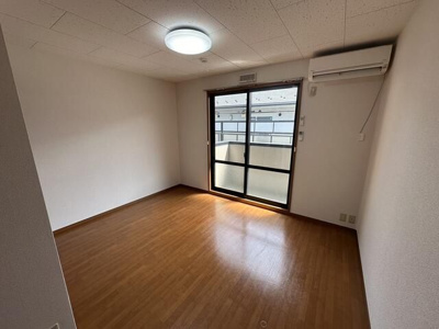 【居間・リビング】 | エルピス千葉