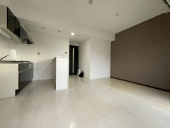 グランデカワノ真田山の居間・リビング