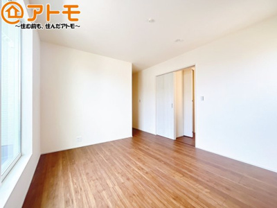 【寝室】 | 富士市水戸島　新築戸建て　全1棟 | 収納たっぷりで、お部屋の方片付けもスッキリです♪
