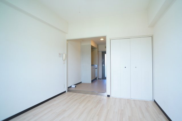 メゾン・ド・ジュネスの居間・リビング