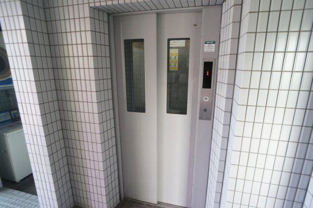 メゾン・ド・ジュネスのロビー