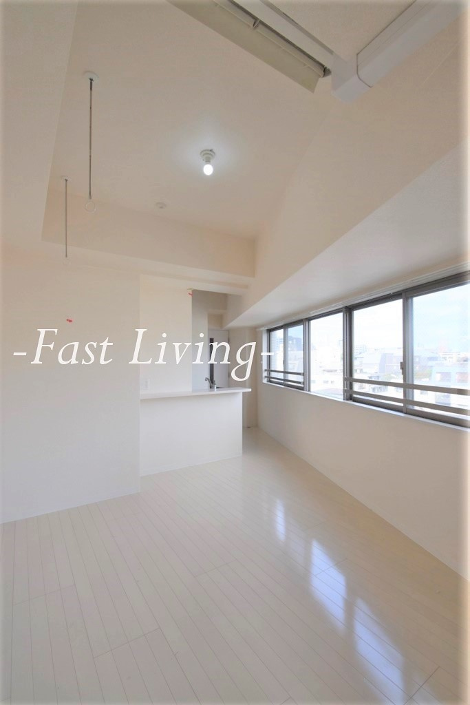 SK－ONE市ヶ谷の居間・リビング